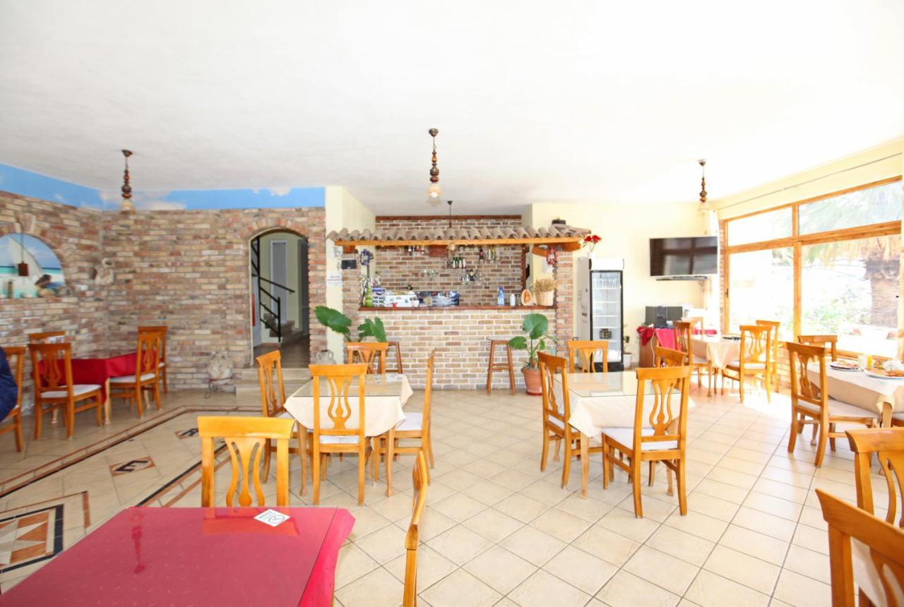 Real Hotel Sarandë