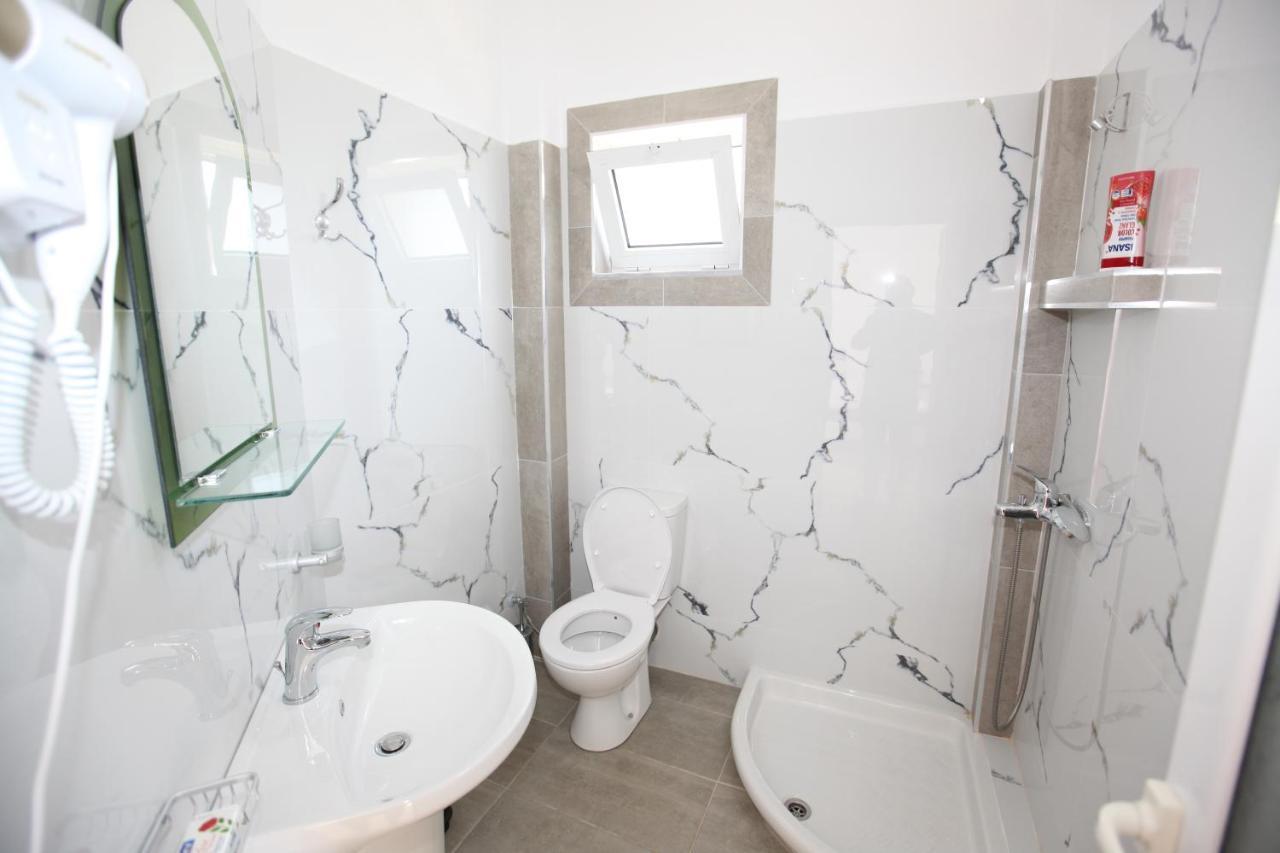 Real Hotel Sarandë
