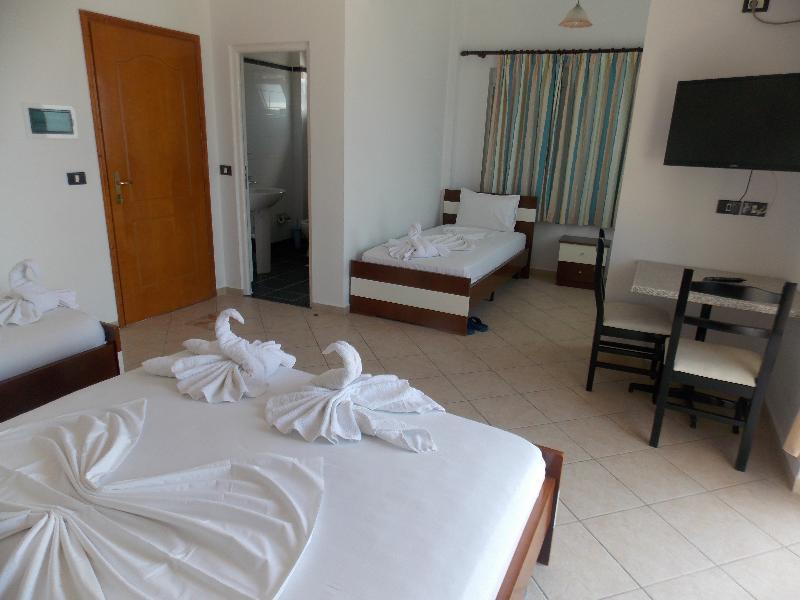 Real Hotel Sarandë