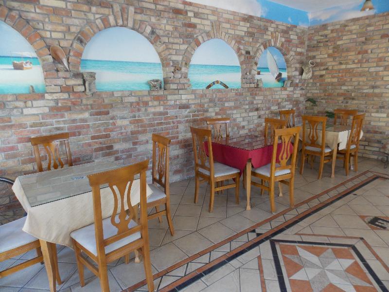 Real Hotel Sarandë